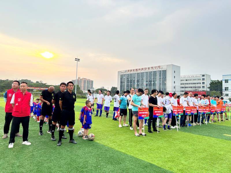 足球3场赛事前瞻：鹿岛鹿角对阵横滨FC、爱媛FC对阵长崎航海、墨尔本胜利对阵墨尔本城